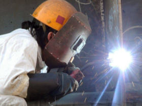 电焊作业怎么防